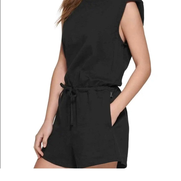 Calvin Klein Pants - CALVIN KLEIN Sleeveless Black Shorts Romper with Pockets Size 6